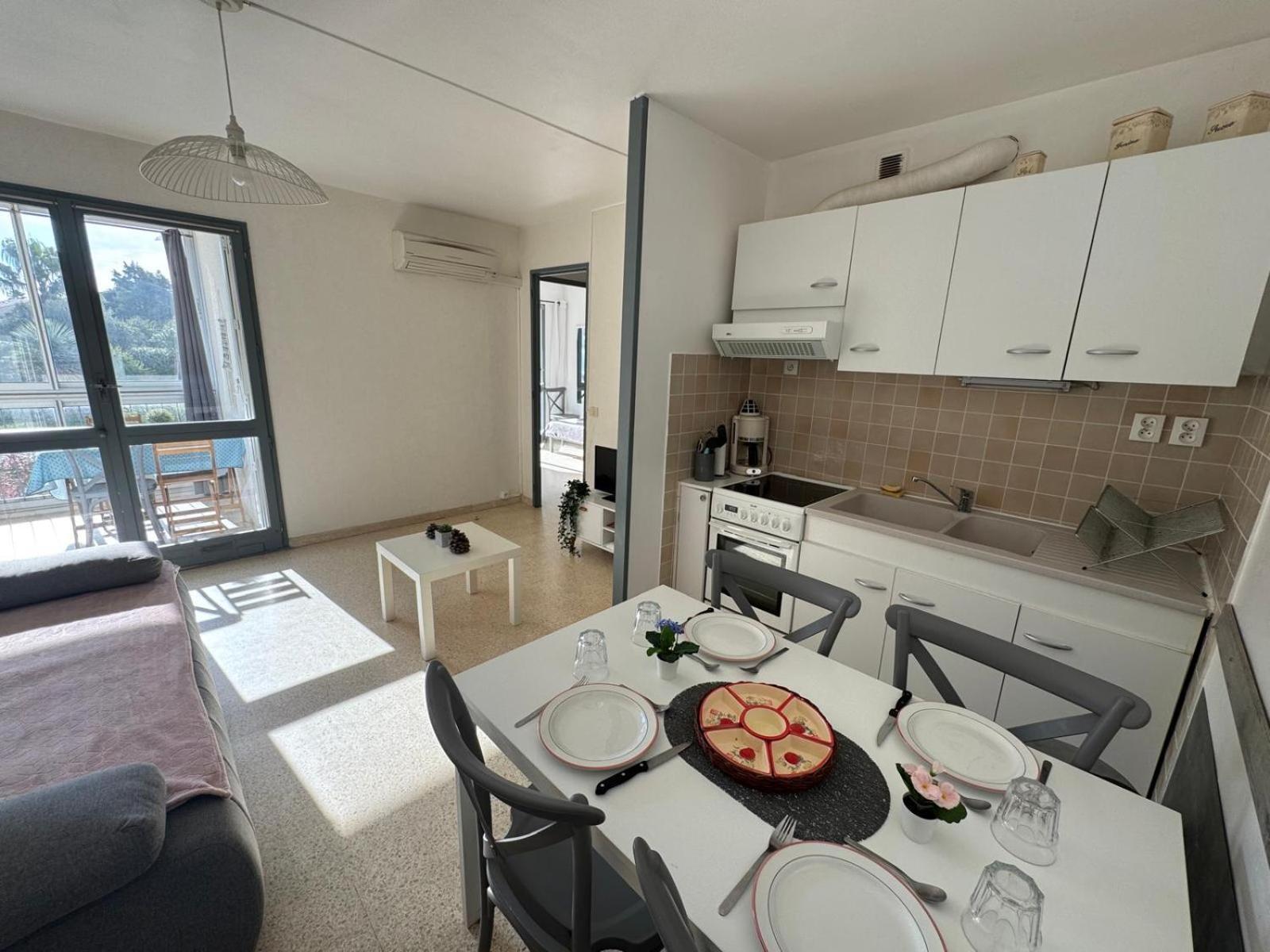 Sol-Y-Days Goelette, Agreable Appartement En Rdc Avec Parking, Proche Du Centre-Ville Et De La Plage Льо Гро-дю-Роа Екстериор снимка
